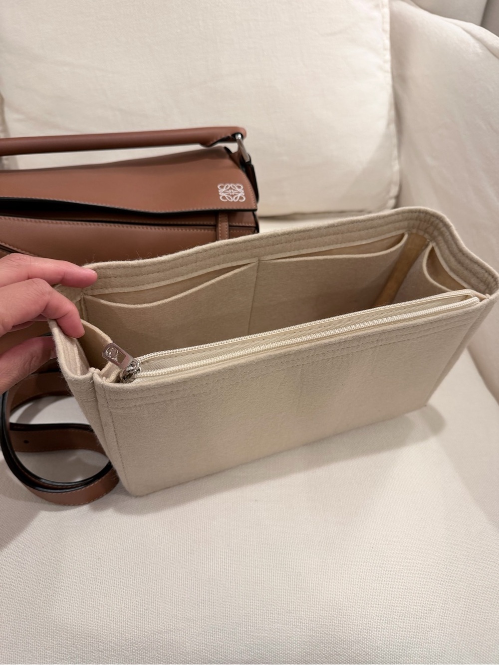 Loewe Brown Puzzle medium Leather Shoulder Bag - Picture 10 of 11